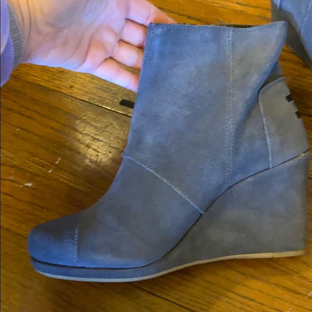 Toms grey suede wedge booties - Picture 6 of 7